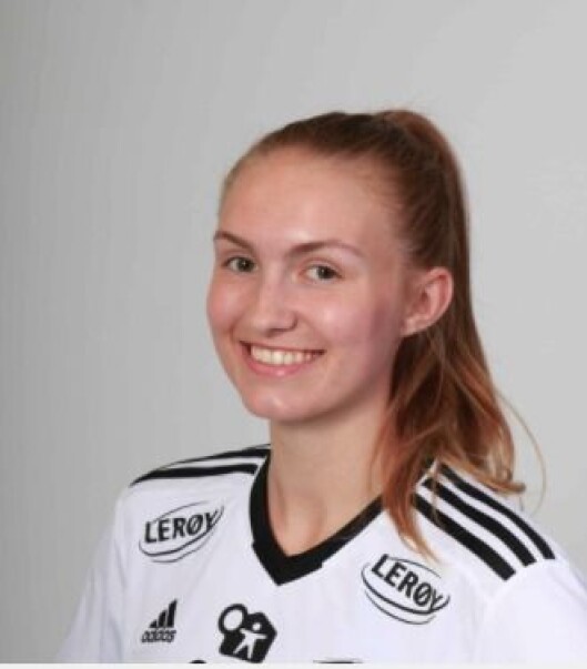 TikTok-stjerne og Rosenborg-kvinner spiller Emilie Lein har nesten to millioner følgere på det sosiale mediet. TikTok-stjerne og Rosenborg-kvinner spiller Emilie Lein har nesten to millioner følgere på det sosiale mediet.