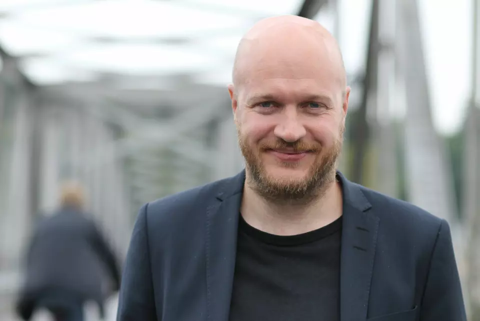 Bjørn Inge Salberg Rødfoss er ansatt som adminisrerende direktør og ansvarlig redaktør i Eidsvoll Ullensaker Blad.