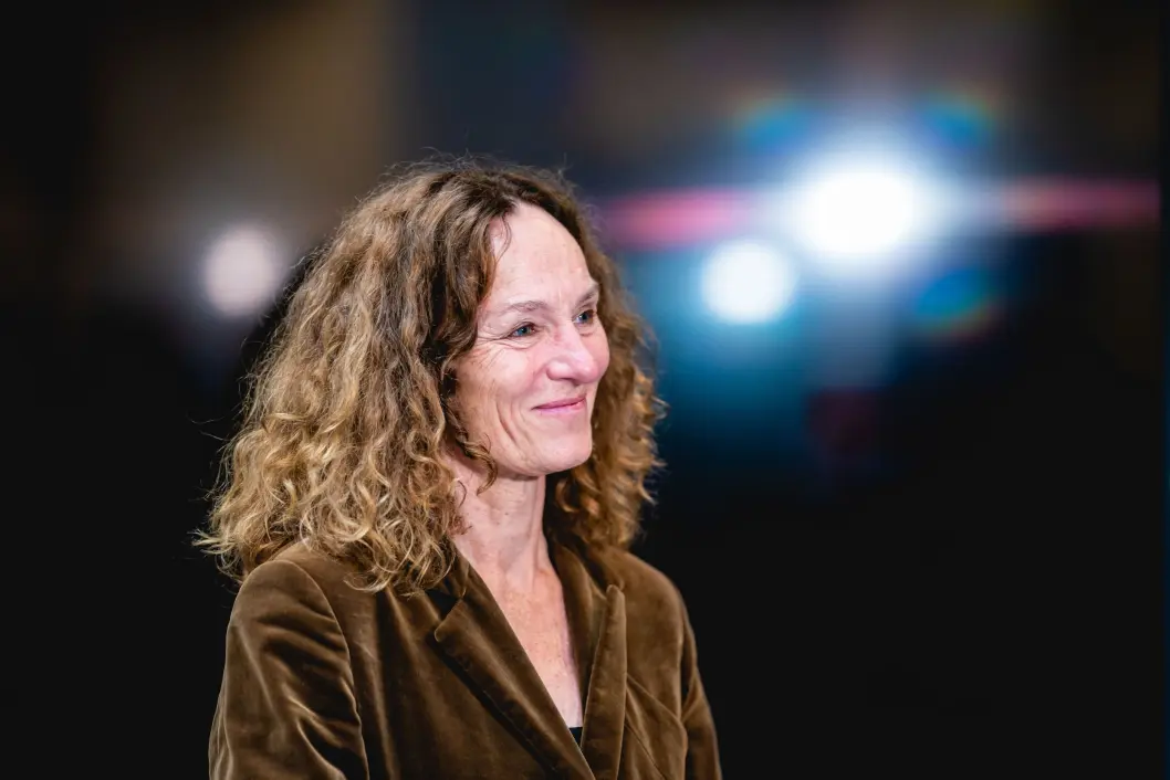 FHI-direktør Camilla Stoltenberg fikk torsdag pris for sin åpenhet. FHI-direktør Camilla Stoltenberg fikk torsdag pris for sin åpenhet.