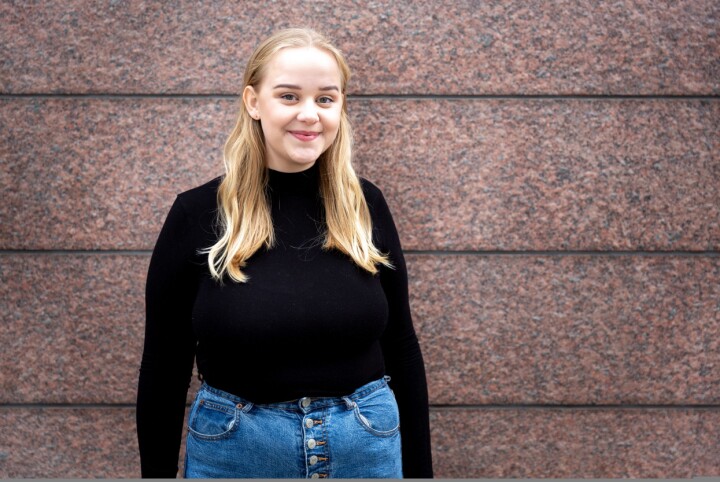 Maren Olava Ask Hütt er programleder for den nye podkastsatsingen til Avdeling Z.