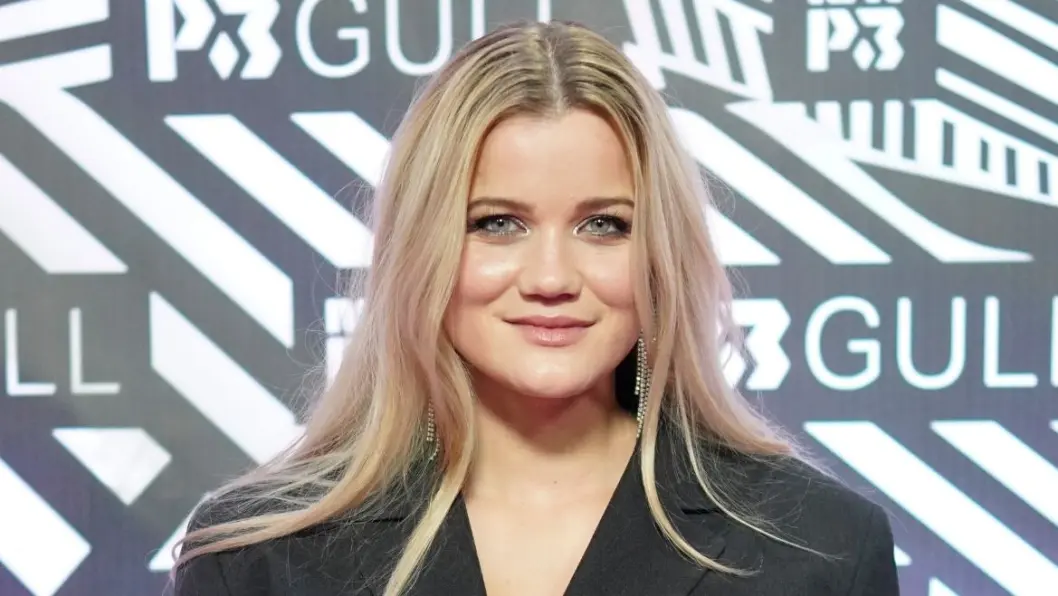 Artist Sandra Lyng forteller hvorfor hun tidligere denne uken avbrøt et VGTV-intervju. Artist Sandra Lyng forteller hvorfor hun tidligere denne uken avbrøt et VGTV-intervju.
