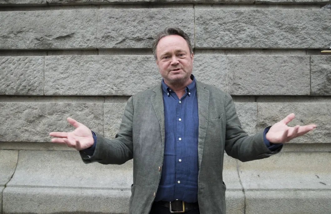 Journalist Fredrik Græsvik har nå åpnet opp igjen sin Twitter-konto. Journalist Fredrik Græsvik har nå åpnet opp igjen sin Twitter-konto.