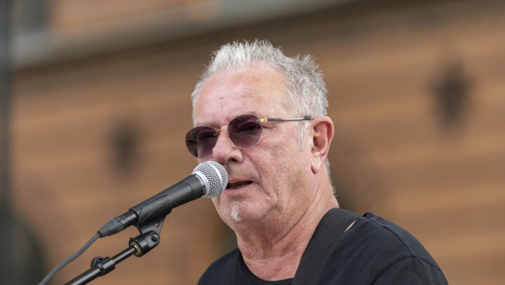 Åge Aleksandersen lot seg ikke imponere av Aftenpostens sak om kulturlivets koronakompensasjon, der han selv ble nevnt.