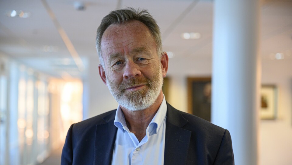 Sjefredaktør i Dagens Næringsliv, Amund Djuve, lever godt med at avisen fikk 6.4 millioner mindre i koronakompensasjon enn det de først ble tildelt.