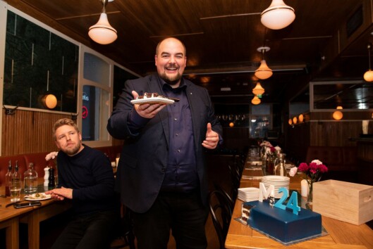 Ansvarlig redaktør og daglig leder Erik Waatland under Medier24s femårsfeiring i Oslo sentrum i 2019. Ansvarlig redaktør og daglig leder Erik Waatland under Medier24s femårsfeiring i Oslo sentrum i 2019.