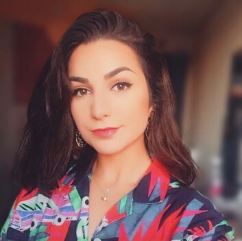 Sevda Barazesh (28) Sevda Barazesh (28)