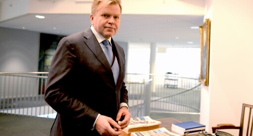 - Hvis Hanne Skartveit vil ha te og scones, så står invitasjonen fortsatt ved lag, sier Gunnar Bjørkavåg