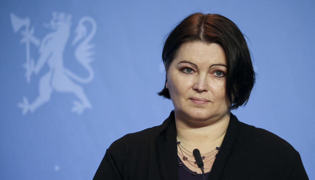 FHIs assisterende direktør Gun Peggy Knudsen sier instituttet jobber med å komme à jour. FHIs assisterende direktør Gun Peggy Knudsen sier instituttet jobber med å komme à jour.