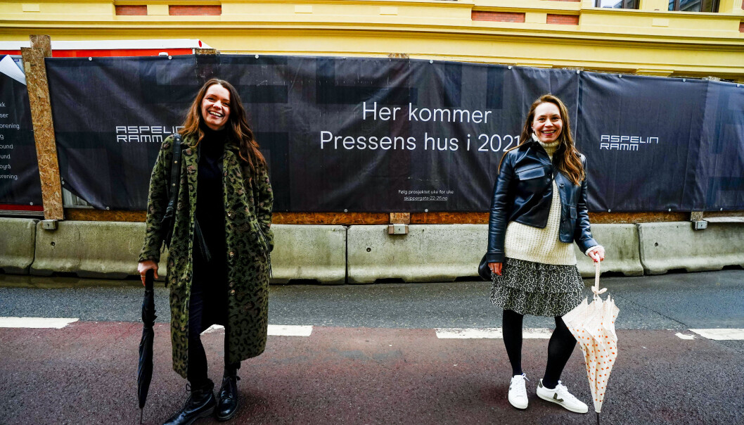 Guri Istad (t.h) blir daglig leder i Pressens Hus. Her er hun avbildet sammen med IJ-leder utenfor huset i Oslo. Guri Istad (t.h) blir daglig leder i Pressens Hus. Her er hun avbildet sammen med IJ-leder utenfor huset i Oslo.