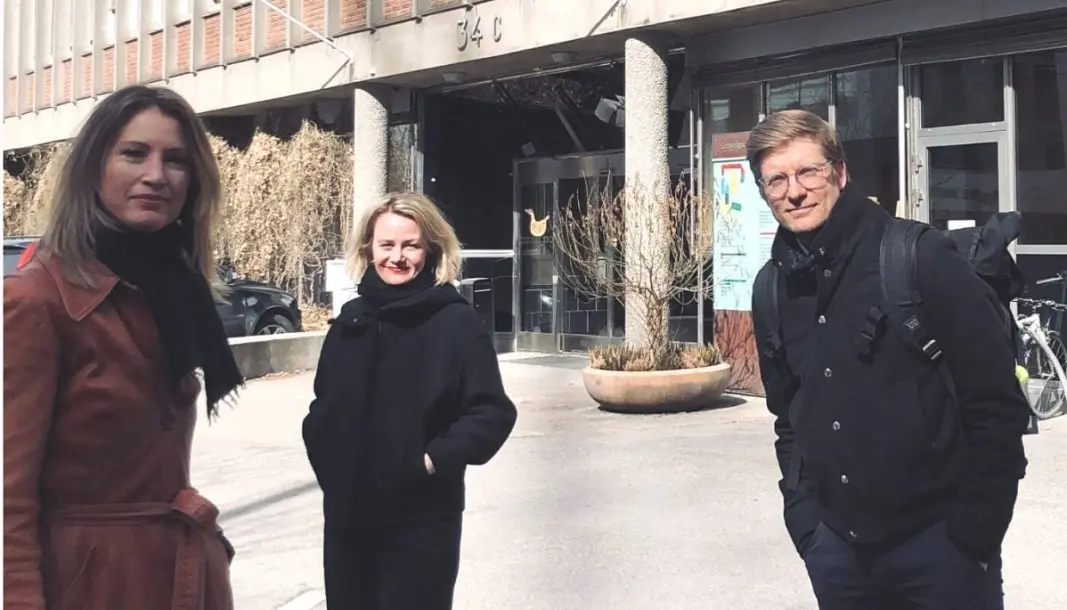 Programlederne Eva Sannum (fra venstre), Sigrid Sollund og Svein Tore Bergestuen. Programlederne Eva Sannum (fra venstre), Sigrid Sollund og Svein Tore Bergestuen.
