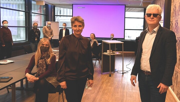 Forhandlingslederne ved oppstarten av forhandlingene.