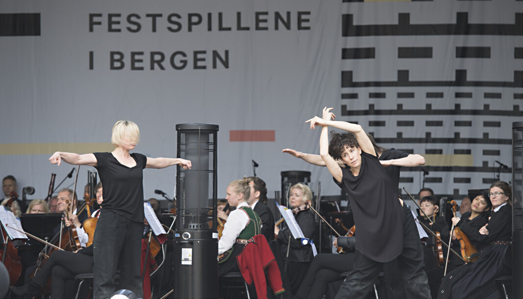 Prisen deles ut under Festspillene i Bergen. Prisen deles ut under Festspillene i Bergen.