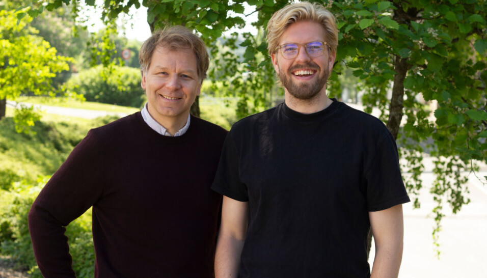 Espen Eckbo (til venstre) og Jakob Schøyen Andersen fronter Nissene i bingen. Espen Eckbo (til venstre) og Jakob Schøyen Andersen fronter Nissene i bingen.