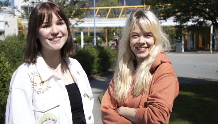 Lydia Gieselmann (til høyre) og Sara Cecilie Leite skal lede NRK Unormal. Lydia Gieselmann (til høyre) og Sara Cecilie Leite skal lede NRK Unormal.