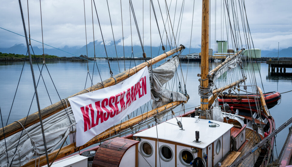 Klassekampens egen skute seiler av gårde 24.juli. Det er duket for debatter fra Mo i Rana og hele veien til Trondheim denne sommeren.