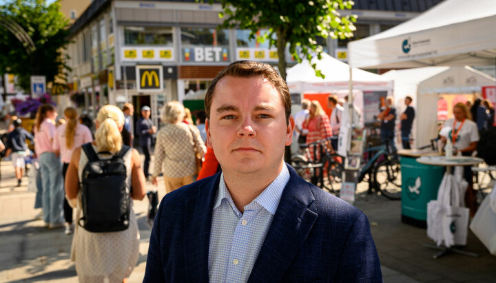 Espen Teigen, her avbildet som pressesjef i Fremskrittspartiet under Arendalsuka i 2021.
