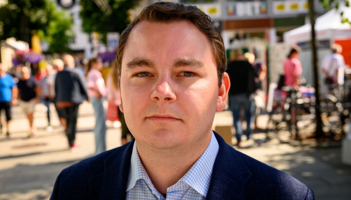Tidligere politisk rådgiver til Sylvi Listhaug (Frp), Espen Teigen, er tiltalt for grovt bedrageri. Her fra en annen setting.
