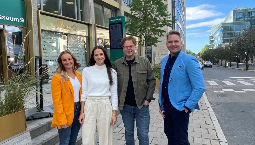 NYE PÅ ÅSTEDET: Fv. Andrea Joner Tuft, Marthe Laurendz Jensen, Jørn Lier Horst og Jens Christian Nørve (programleder). NYE PÅ ÅSTEDET: Fv. Andrea Joner Tuft, Marthe Laurendz Jensen, Jørn Lier Horst og Jens Christian Nørve (programleder).