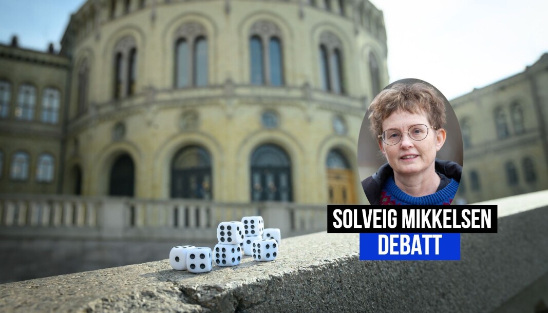 Journalist Solveig Mikkelsen har medynk med både de som får og de som deler ut terningkast i valgkampen Journalist Solveig Mikkelsen har medynk med både de som får og de som deler ut terningkast i valgkampen