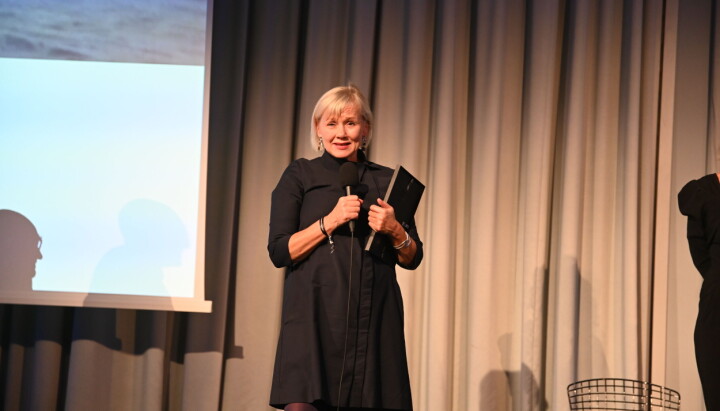 Kjersti Mjør da hun mottok Fortellerprisen 2021.