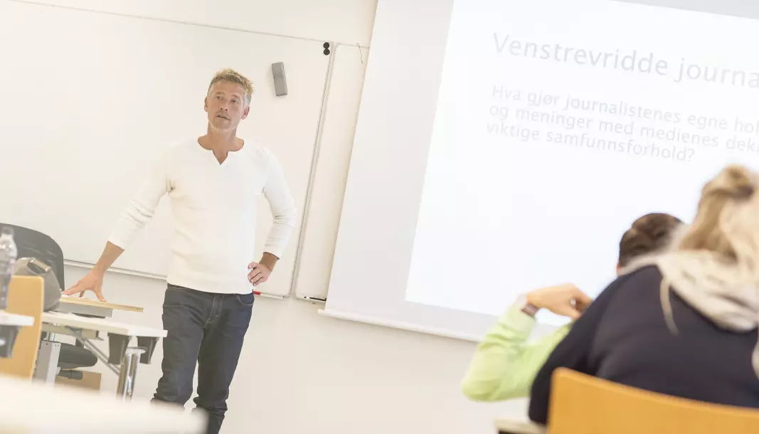 Lars Richard Bache er studieleder for journalistikkutdanningen ved Høyskolen Kristiania. Han gleder seg over at studentene hans er ettertraktede på jobbmarkedet.