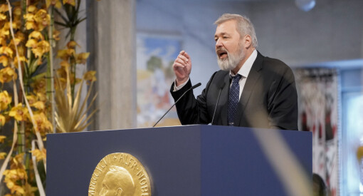 Novaja Gazetas redaktør auksjonerer bort Nobel-medaljen