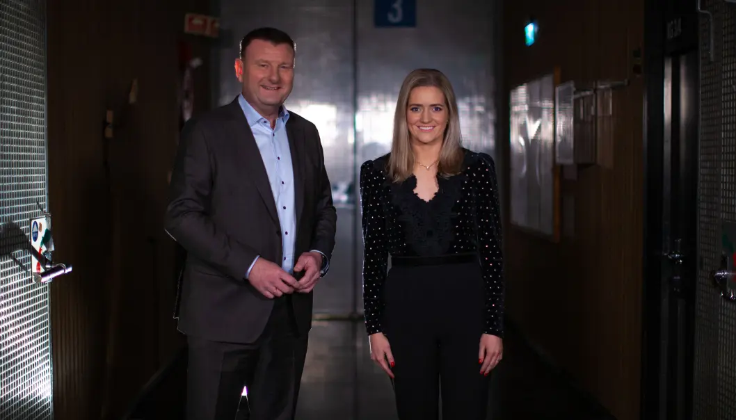 Justisminister Emilie Enger Mehl (til høyre) og programleder Jon Gelius. Justisminister Emilie Enger Mehl (til høyre) og programleder Jon Gelius.