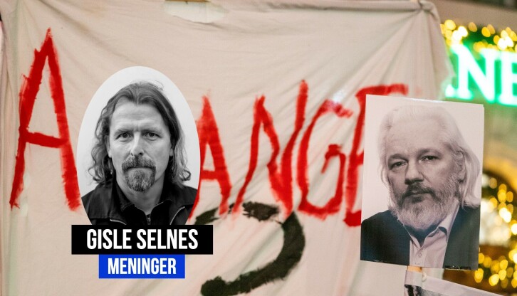 Gisle Selnes støtter Julian Assange. Bildet er fra en markering i desember 2021 i Oslo da det ble kjent at Assange kan bli utlevert til USA.
