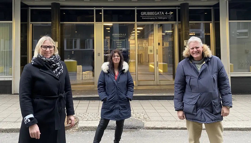 Redaktør og daglig. leder i Klar Tale, Gøril Huse, styreleder i Lettlest Media AS, Trude Greni og styrelederen i Stiftelsen Klar Tale, Jørgen Lohne. Redaktør og daglig. leder i Klar Tale, Gøril Huse, styreleder i Lettlest Media AS, Trude Greni og styrelederen i Stiftelsen Klar Tale, Jørgen Lohne.