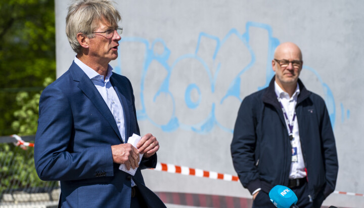 Kringkastingssjef Thor Gjermund Eriksen th. og NRKs styreleder Birger Magnus under pressemøtet om flyttingen av NRKs hovedkontor fra Marienlyst til Ensjø.