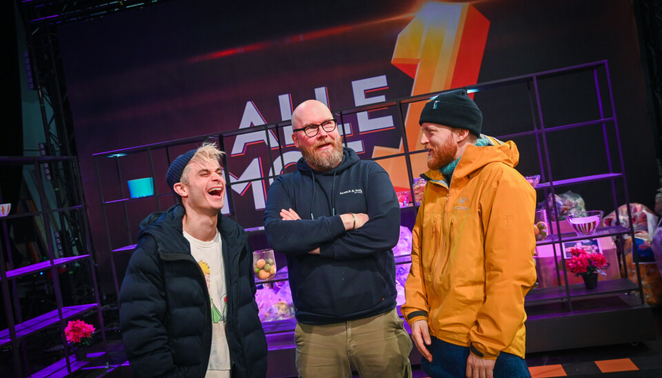 programleder Victor Sotberg, produsent Alexander Berg-Hansen og programleder Thomas Engeset i 'Alle mot 1' programleder Victor Sotberg, produsent Alexander Berg-Hansen og programleder Thomas Engeset i 'Alle mot 1'