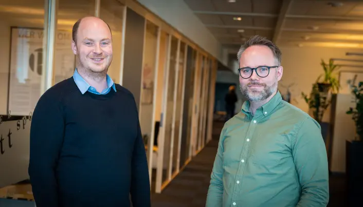 Sjefredaktør Sivert Rossing og ny gravesjef Johan Prestvik Sjefredaktør Sivert Rossing og ny gravesjef Johan Prestvik