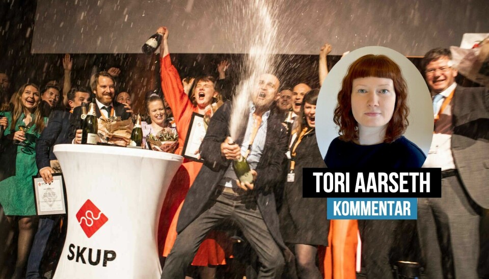 Det bør ikke bare være de store redaksjonene som har grunn til å feire under SKUP, mener Tori Aarseth. Her fra da Aftenposten vant i år.