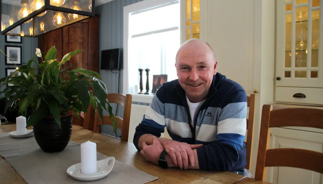 Lars Lier hjemme ved kjøkkenet på Lierfoss. Lars Lier hjemme ved kjøkkenet på Lierfoss.