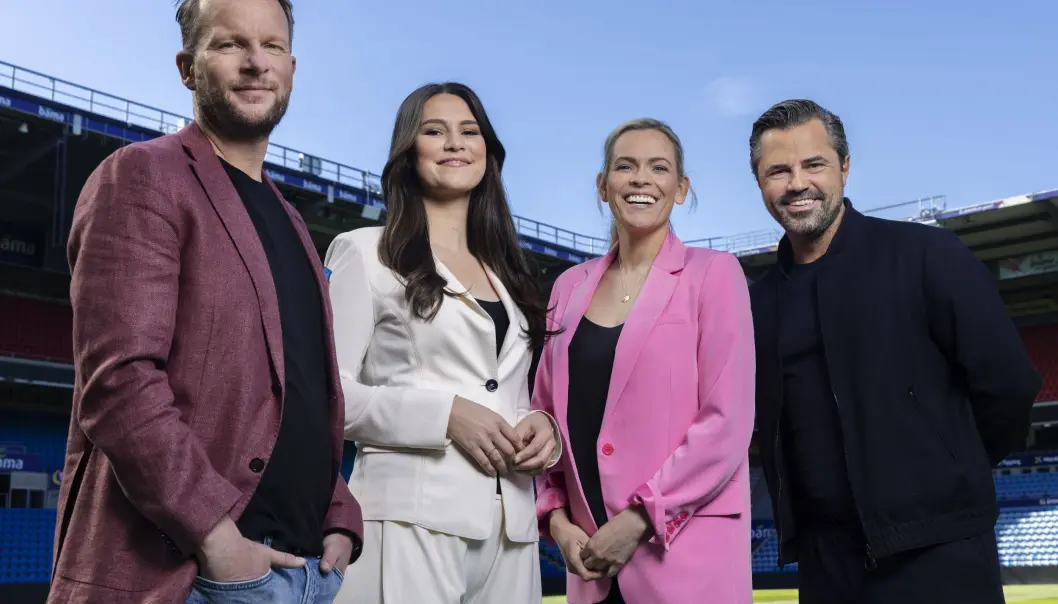 Andreas Hagen (NRK. fra venstre), Ingrid Halstensen (TV 2), Carina Olset (NRK) og Jan-Henrik Børslid (TV 2) er noen av profilene som skal dekke mesterskapet. Andreas Hagen (NRK. fra venstre), Ingrid Halstensen (TV 2), Carina Olset (NRK) og Jan-Henrik Børslid (TV 2) er noen av profilene som skal dekke mesterskapet.