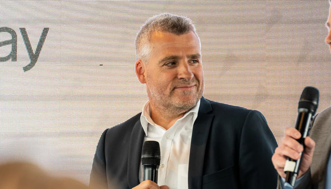 Tidligere TV 2 ekspertkommentatoren og fotballtreneren Tor Ole Skullerud blir ekspertkommentator for Viaplay. Tidligere TV 2 ekspertkommentatoren og fotballtreneren Tor Ole Skullerud blir ekspertkommentator for Viaplay.