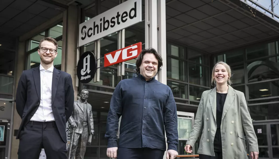 Fra høyre: journalist Oda Leraan Skjetne og de redaksjonelle utviklerne Jari Bakken og Sondre Nilsen.