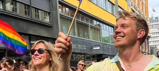 NRK-profil og journalist arrangerer Pride: – Ser ingen problemer med det