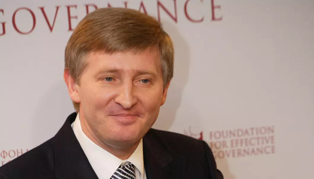 Rinat Akhmentov overlater Ukraina Media Group til regjeringen.