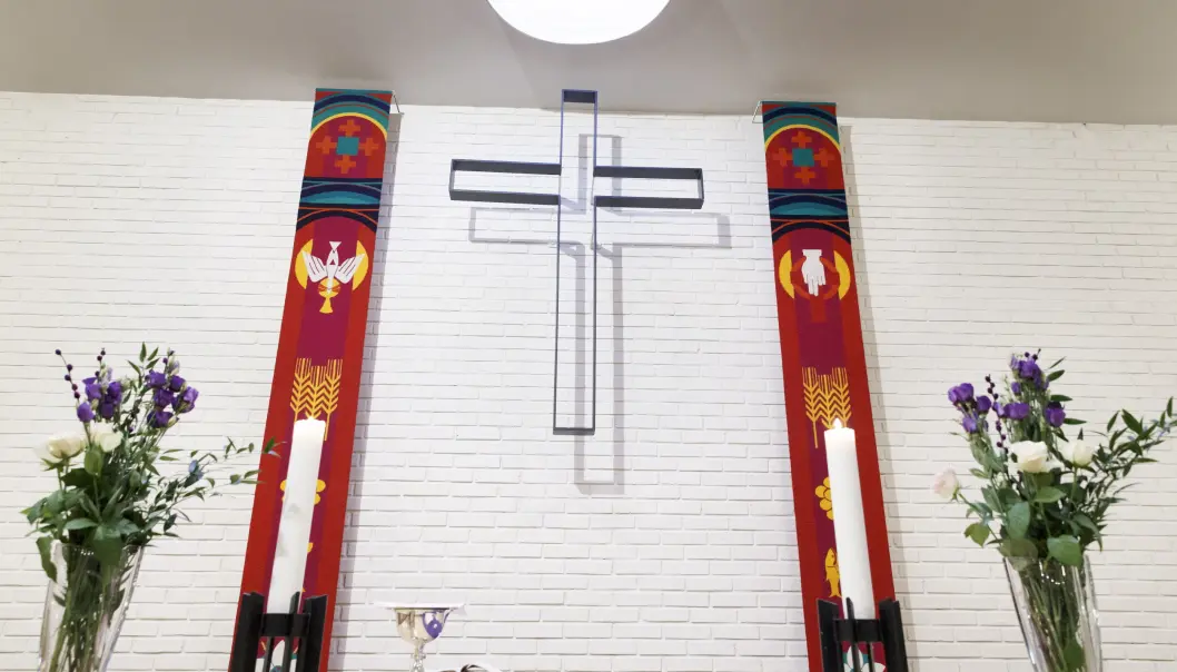 Alteret i Byåsen kirke. Alteret i Byåsen kirke.
