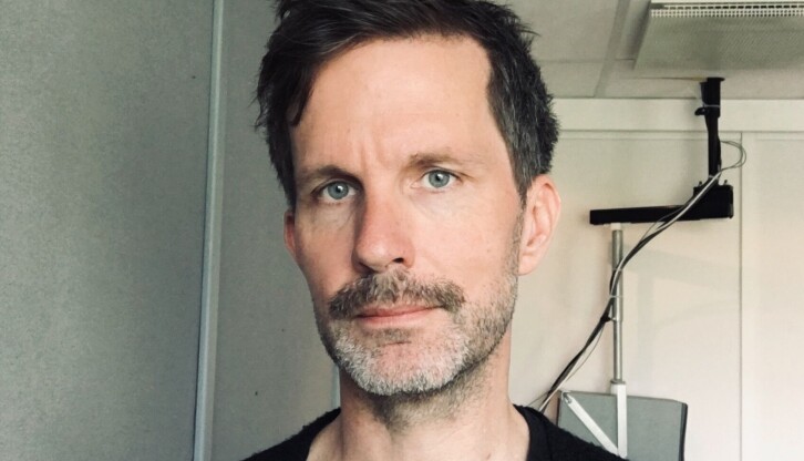 Nils Jakob Langvik går fra NRK til Svarttrost Produksjoner.
