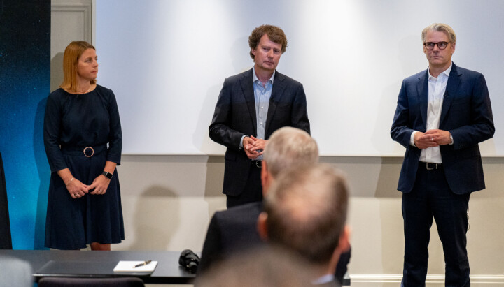 CFO Hege Aasen Veiseth, konsernsjef Per Axel Koch og Stampen-direktør Johan Ganson.