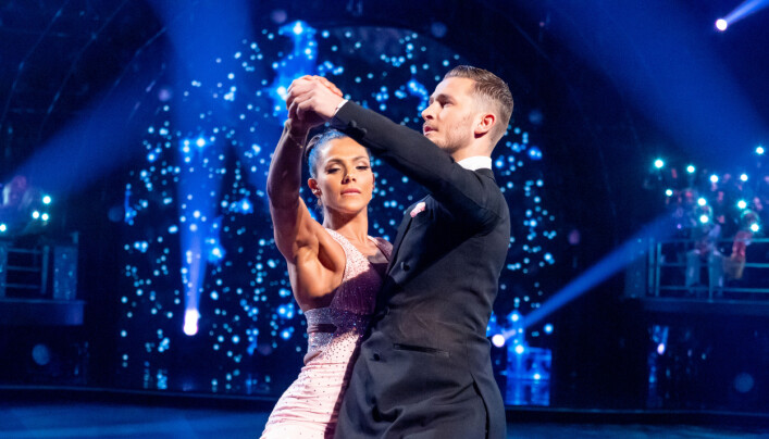 Skal vi Danse, program 11, semifinale. Jørgine & Jørgen under semifinalen i Skal vi danse.