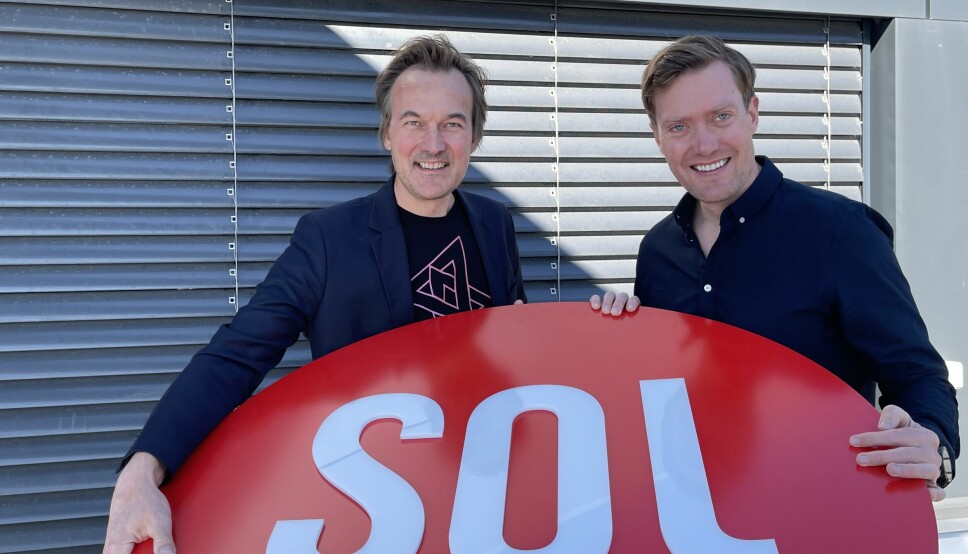 Sittende Sol-redaktør Jan Thoresen (til venstre) overlater sjefsansvaret til Andreas Heen Haaland-Carlsen.