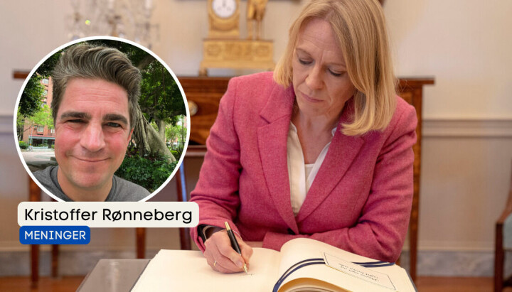 Utenriksminister Anniken Huitfeldt er ifølge Kristoffer Rønneberg vanskelig å få tak i. Bildet er fra da Huitfeldt besøkte den amerikanske utenriksministeren i desember i fjor.