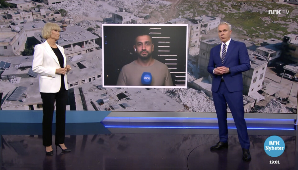 Skjermdump fra Dagsrevyen-sendingen mandag kveld, der det feilaktig ble fremstilt at en ni år gammel jente hadde blitt reddet ut av jordskjelv-ruinene etter over en uke. Skjermdump fra Dagsrevyen-sendingen mandag kveld.