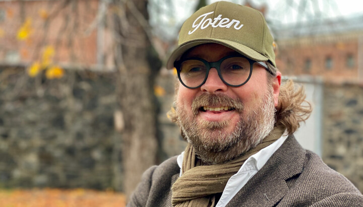Ken André Ottesen, som står bak den populære Instagram-kontoen BAdesKen, skal lage ny humorserie for Amedias aviser sammen med komiker og manusforfatter Paul Håvard Østby.