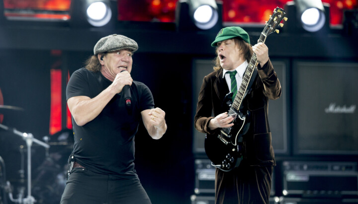 Ifølge P6 Rocks lyttere er AC/DC tidenes rockeband. Her fra Valle Hovin i 2015. På bildet, AC/DC spiller på Valle Hovin i 2015.