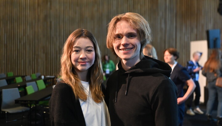 Ida Sofie Skinlo Sæter og Markus Hansen under LLA-konferansen i Tromsø.