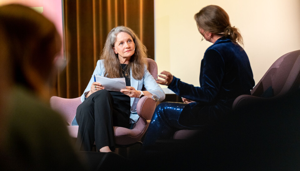 Hanne Skartveit intervjuet Märtha Louise foran en fullsatt sal i Bergen. Det mye omtalte SKUP-intervjuet i april mener hun er eksempel på hvordan man ikke skal intervjue, forteller Skarveit. Hanne Skartveit intervjuet Märtha Louise foran en fullsatt sal i Bergen. Det mye omtalte SKUP-intervjuet i april mener hun er eksempel på hvordan man ikke skal intervjue, forteller Skarveit.